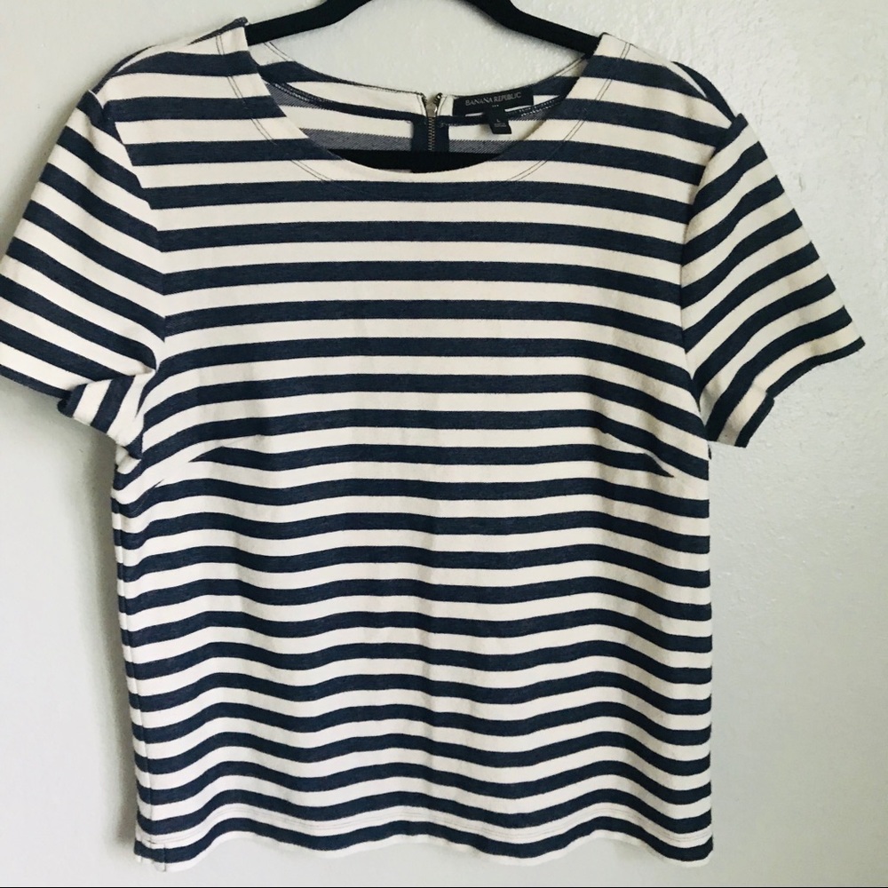 Banana Republic Factory blue stripped top